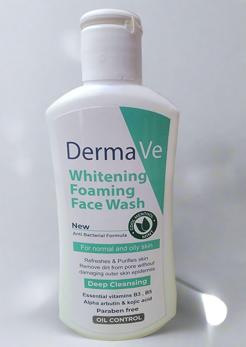 Derma Ve Moisturizing Wash- Dermave Whitening Foaming Facewash